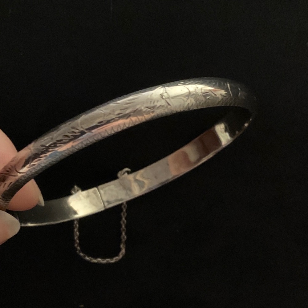 Silver bangle bracelet